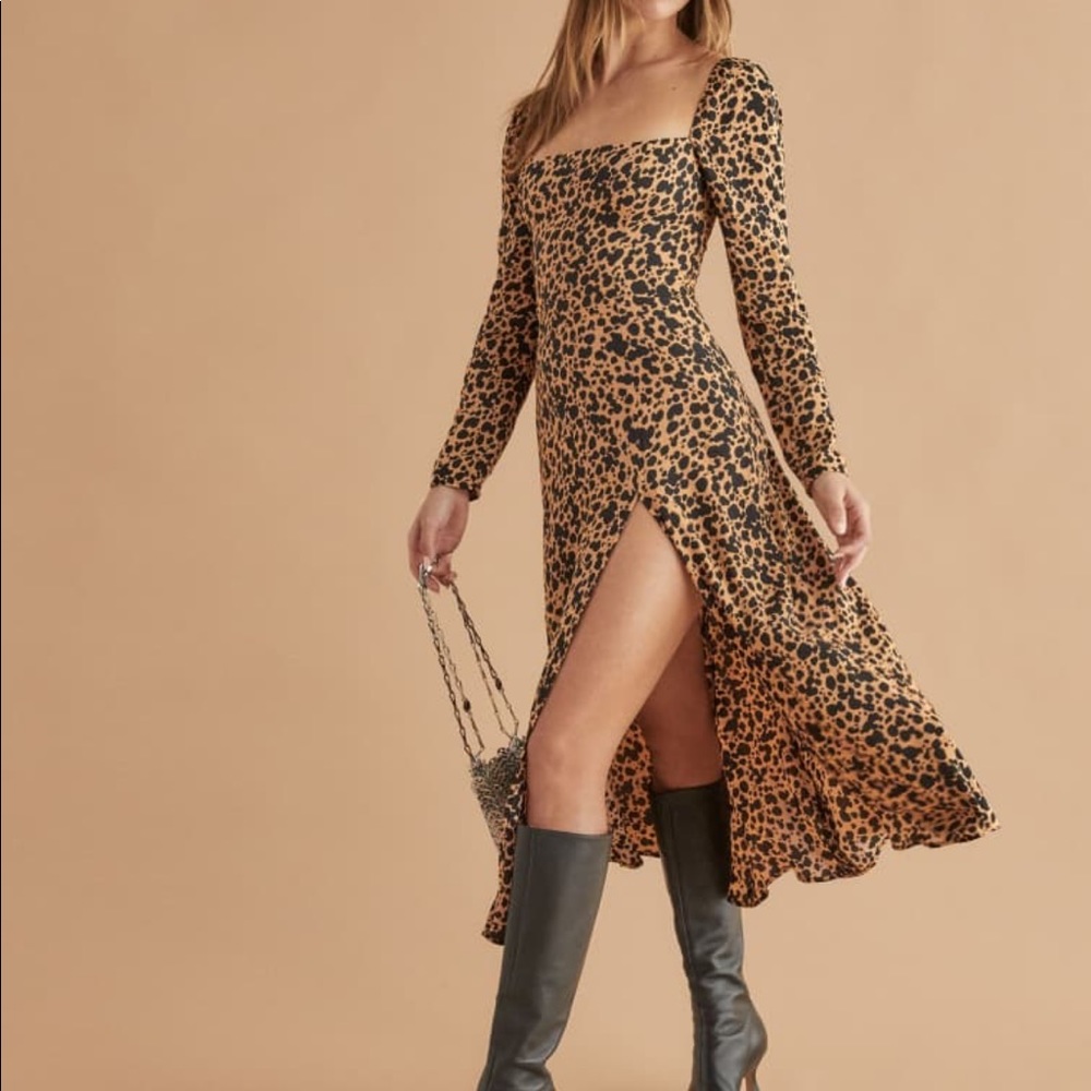 Reformation sigmund dress, blitz color, size 4